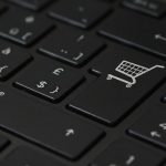Three sectors that have thrived in the shift online – Descrier