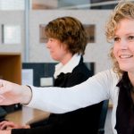 19 Administrative Professionals Day Deals, Discounts and Freebies – GOBankingRates